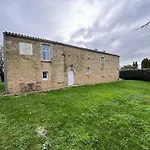 Holiday home Pres De La Rochelle - Fr-1-426-612 Longeves (Charente-Maritime)